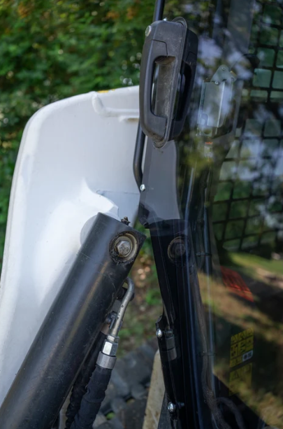 Bobcat R Series (T86/S86) Frame & Polycarbonate Windshield Replacement